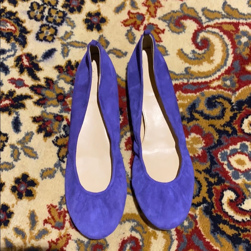 Brand new Cece suede flats size 9